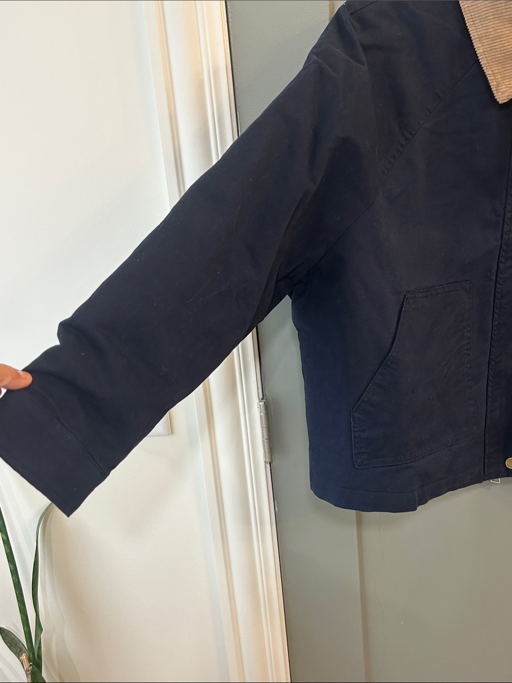 Hunter Navy women’s  Jacket with Tan Corduroy Collar Size large New! - Picture 4 of 8
